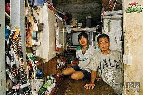 来看看香港的现代版"蜗居"_房产-房