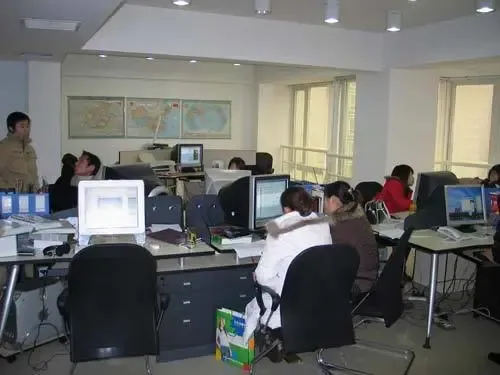 上班族事业迁升有诀窍 办公室风水需注意(图)