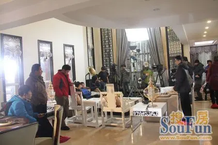 电视剧《爱上美人鲨》选中绿墅蓝山 拍摄现场探班
