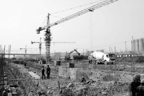 鞍山永康机电五金城预计2012年5月底全面封顶