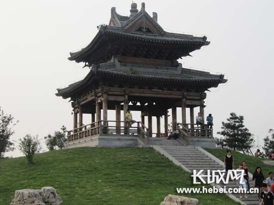 建立于南湖生态城中名为“凤凰台”的观景平台