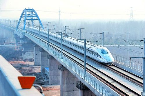 京广高铁全线贯通 开启中原经济区“站时代”