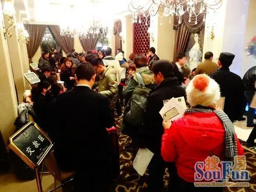 美泉1612新年新品首开大卖 上演"夜畅销"