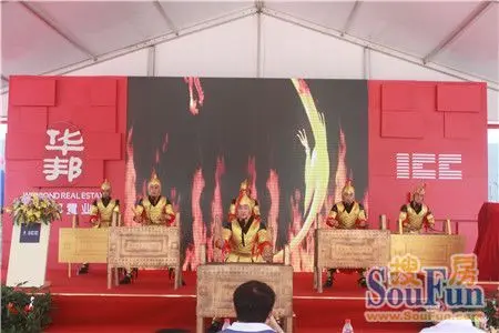 击缶表演