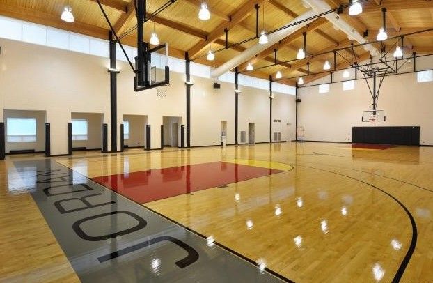 内景曝光:乔丹豪宅将于22日拍卖 内设室内篮球场