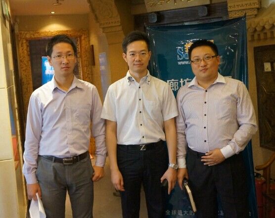 世联行廊坊分公司总经理谭双江（中）、策划总监王永杰（左）、项目总监刘旭（右）