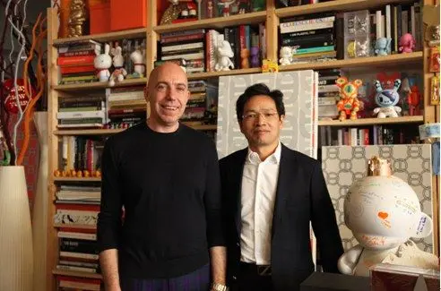 亚振创始人高伟:借助世博会平台展现民族家具品牌