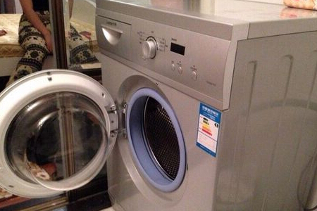 滚筒洗衣机和波轮洗衣机哪个省水?滚筒洗衣机和波轮洗衣机有什么不同的吗?