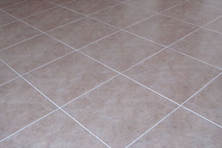 地热用地砖还是地板好？地热用地砖和地板哪种会比较合适？