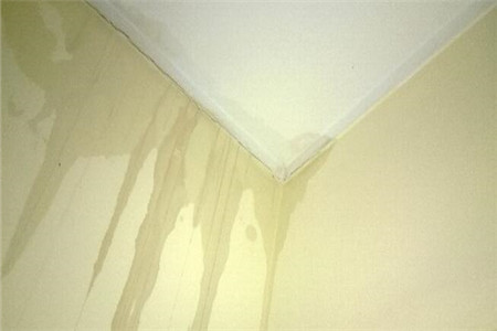 楼上漏水如何处理？楼上漏水的原因是什么？