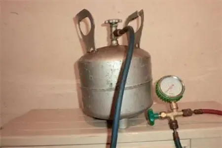 空调加一次氟多少钱_空调一点氟没有怎么加_空调加氟方法