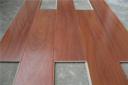 汇丽实木地板价格是多少钱？实木地板安装方法是什么？