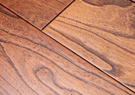 哪个牌子实木地板好？实木地板怎么安装好？