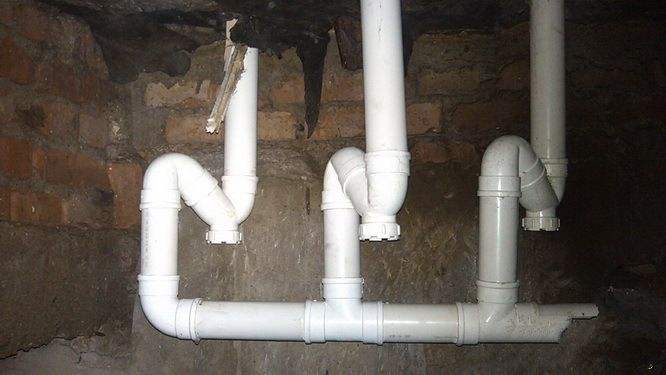 卫生间下水管道漏水怎么办？下水管漏水的原因？