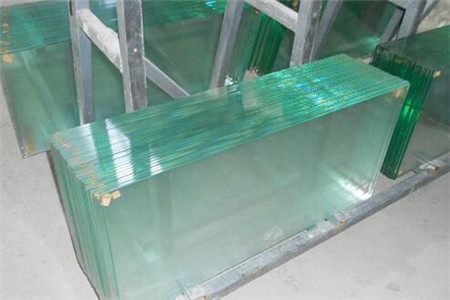 钢化玻璃与普通玻璃有什么区别？钢化玻璃的优点是什么？