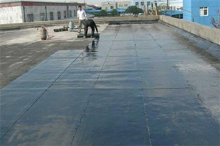 屋面防水卷材的做法是什么？屋面防水卷材施工注意事项是什么？