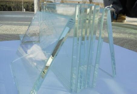 钢化玻璃与普通玻璃怎么区分？钢化玻璃如何选购？
