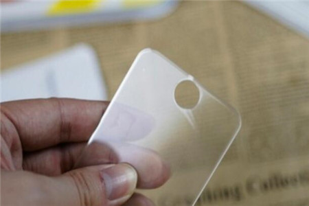 钢化玻璃贴膜怎么贴？如何鉴别手机钢化玻璃贴膜的真伪？