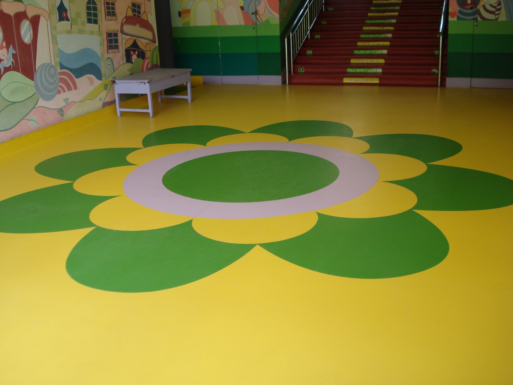 幼儿园地板价格？幼儿园地板挑选技巧？