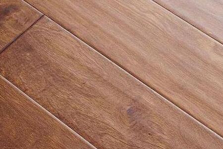 强化木地板需要打蜡吗？强化地板保养方法有哪些？