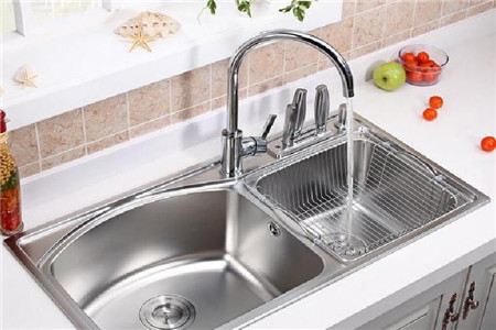 不锈钢水槽怎么安装？不锈钢水槽安装中需要注意什么？