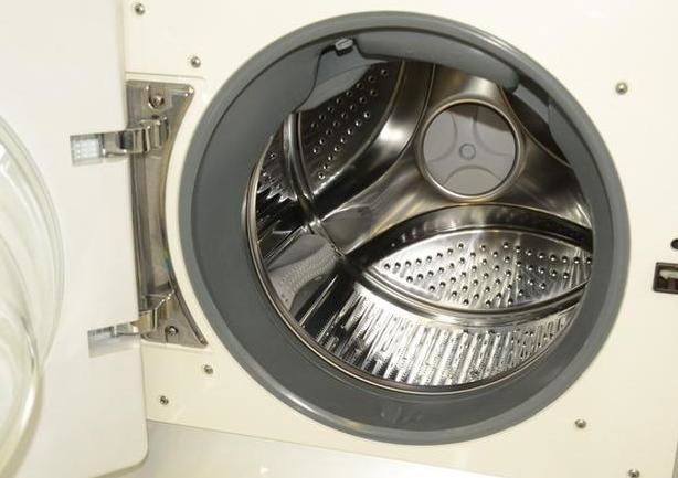 滚筒和波轮洗衣机哪个洗衣更干净？选错洗衣机，简直就是灾难！