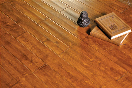 木质地板品牌哪个好？怎么挑选木质地板？
