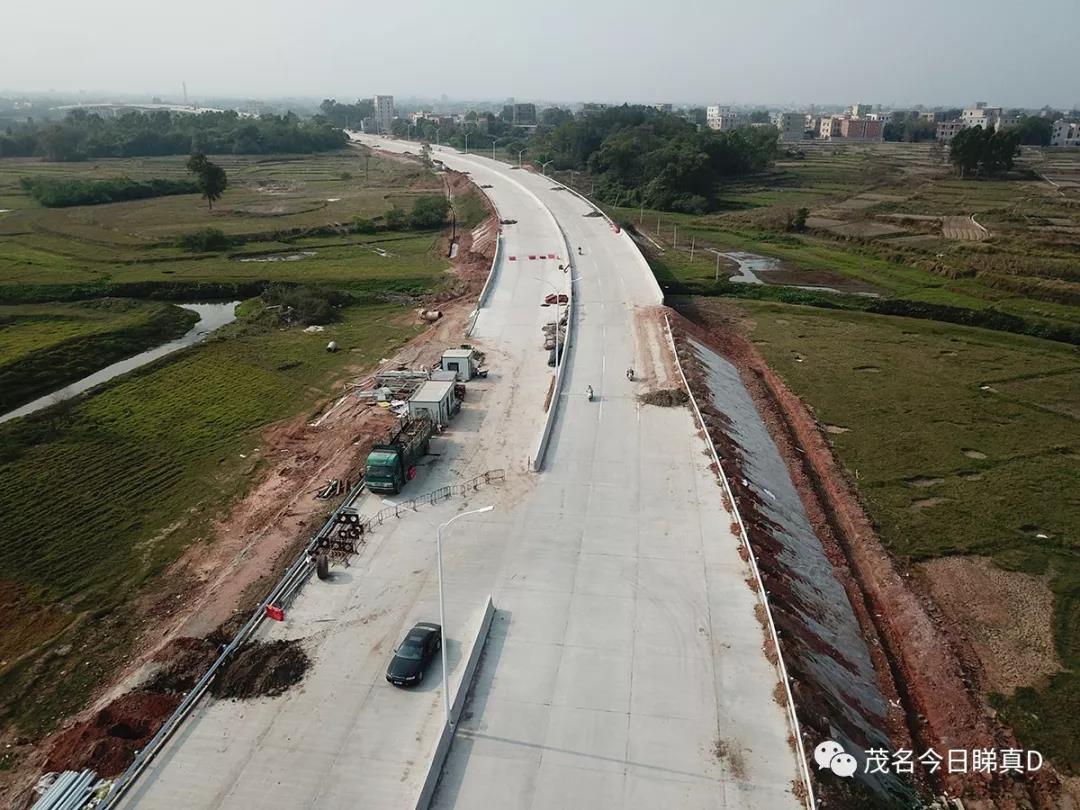 潘州大道是茂名市羊角至水东一级公路工程项目,项目位于茂南区,电白