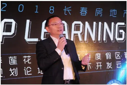 拥抱ai赋能未来,共筑"云"上新繁荣