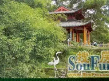 联排两层别墅带露台,带车库,带大院子