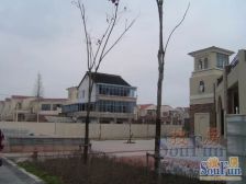 临河美式精装独栋大花园千平以上,有家用室内电梯