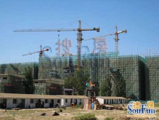 柏林山水4室2厅4卫南北朝向6000.00元/月出租