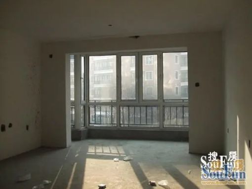玉翠秀府2室1厅1卫南北朝向1500.00元/月出租
