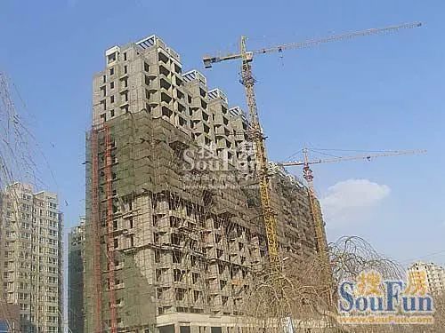 东方万达城2室2厅1卫南北朝向2400.00元/月出租