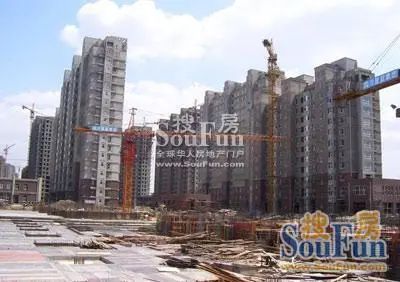 东方万达城1室1厅1卫南朝向1700.00元/月出租