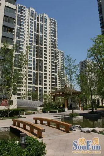 北京新天地2室1厅1卫南朝向6500.00元/月出租