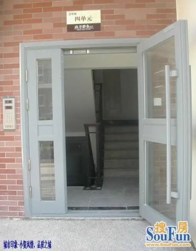 城市印象3室2厅1卫南北朝向1000.00元/月出租