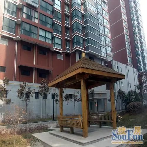地久城尚城1室1厅1卫北朝向1300.00元/月出租