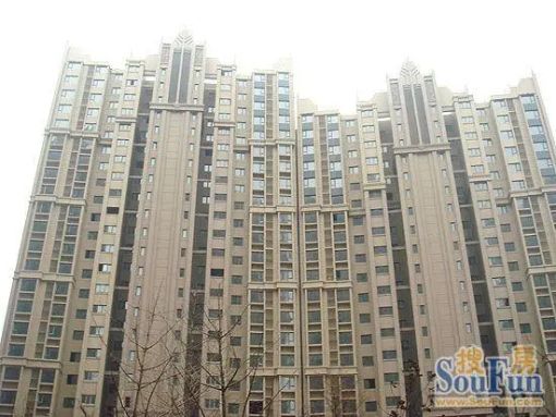 中海银海一号3室2厅1卫南北朝向7500.00元/月出租