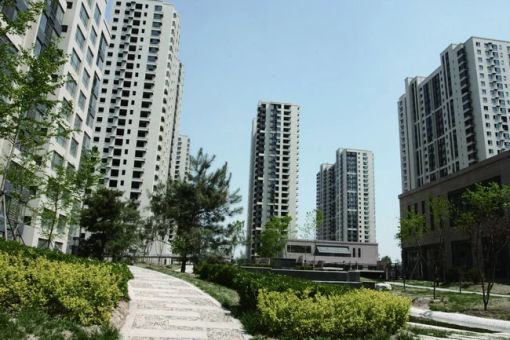 北京新天地1室2厅1卫东北朝向5600.00元/月出租