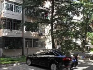 复兴路61号院3室1厅东西
