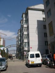 摩尔城 地铁口 金阳光小区 中间楼层 国标户型