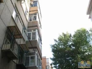 庐山里一楼带院30平米看房方便诚意卖采光好