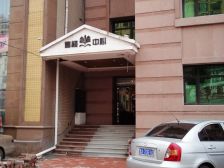 道理新阳路高层,交通便利,就是家乐福大型商