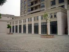 银润中央广场,房龄新,精装修,楼层好,采光佳。