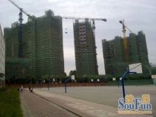 学府青年城,好楼层,近地铁,诚心出售