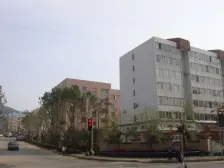 北欧假日精装修一室半东向户型,户型方正,可看铜牛岭