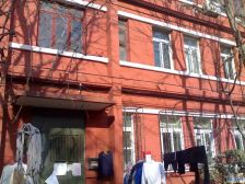 六铺炕二区三居室带阳台小区环境好