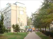 房子满五年 唯一 高楼层 三室 东明厅 装修保持良好