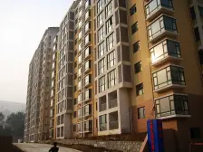 两梯两户,中等装修,三居室,全明户型,楼间距大